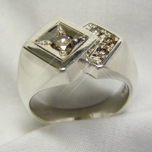 工房ヒロオリジナルジュエリー作品例